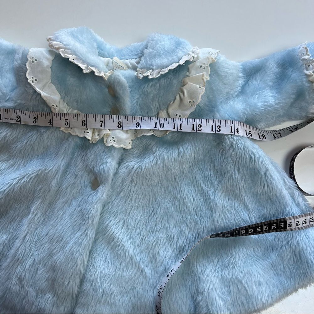 Sweet Vintage 1960s Girls Baby Blue Faux Fur Lace Embellished Swing Coat - Picture 12 of 13